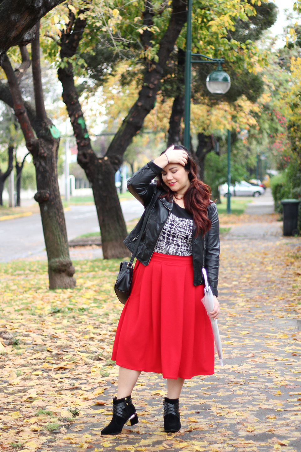 Red midi skirt for fall outfit - Rainy day with pop of color - Outfit ideas for curvy girls