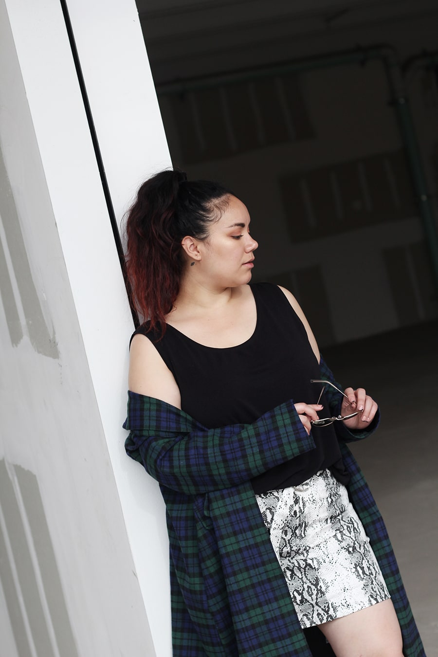 Snake print - plaid - curvy outfit inspo