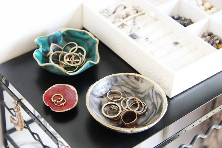 Marble ring dish DIY Golden Strokes