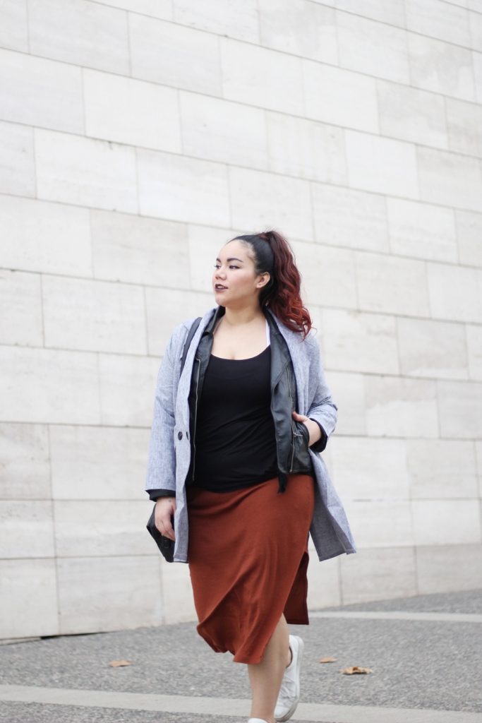 Wear skirts for fall and trust in layers | Golden Strokes